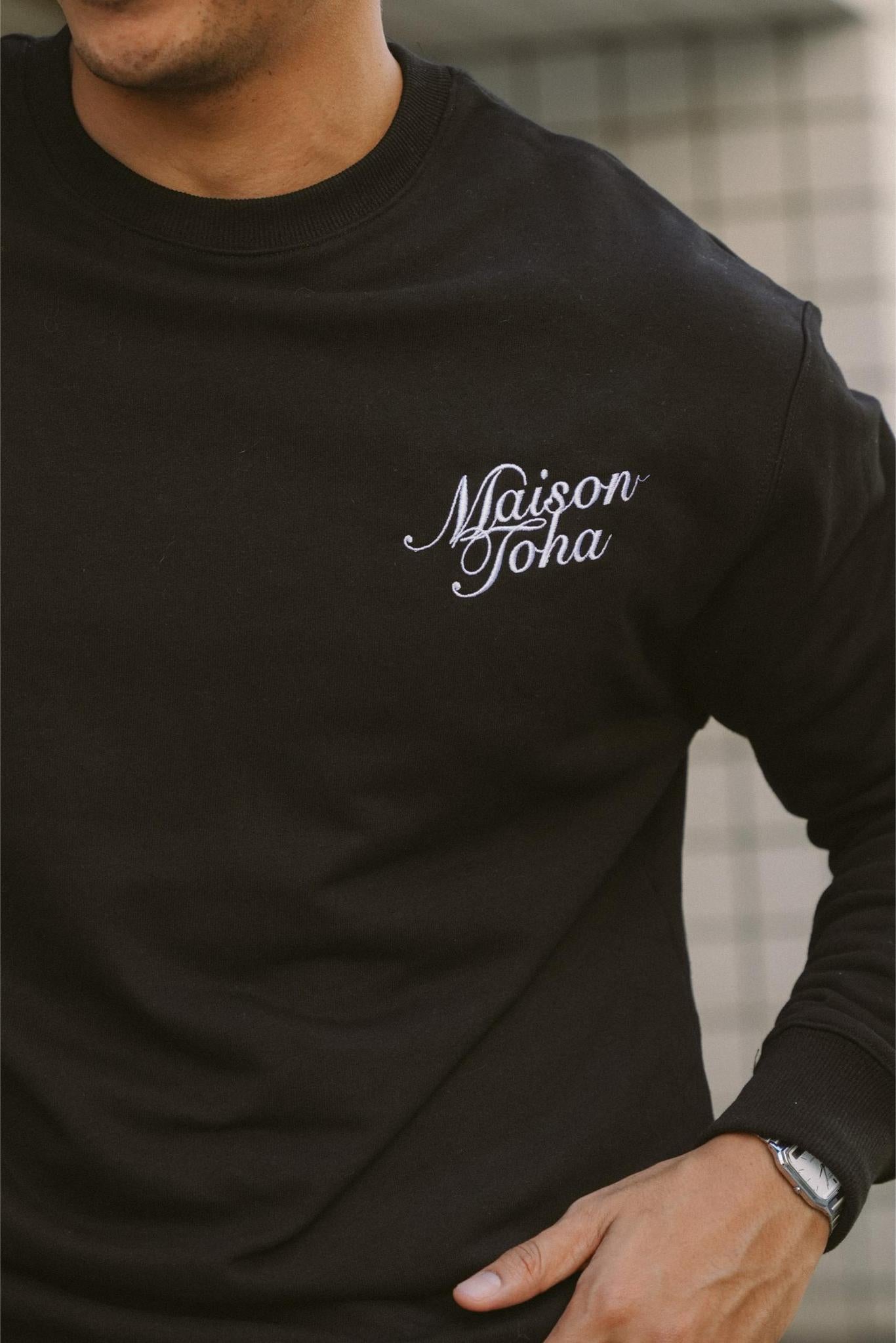 CLASSIC LOGO JUMPER IN BLACK
