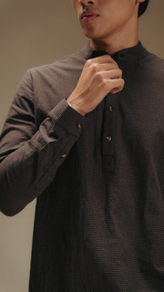 ALAWI IN CHEQUERED BROWN