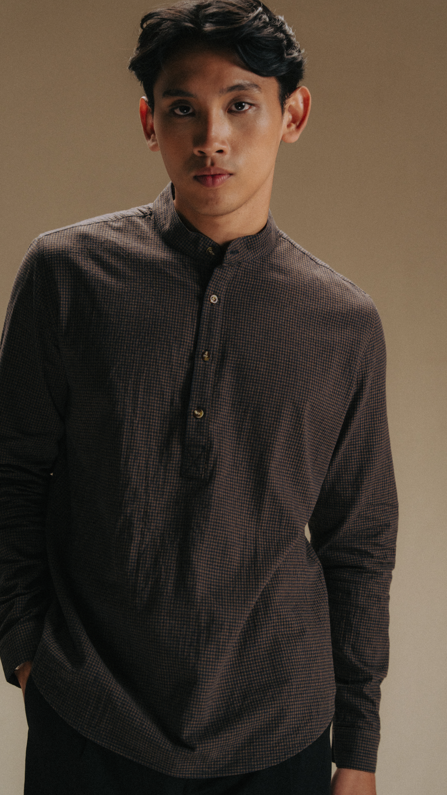 ALAWI IN CHEQUERED BROWN