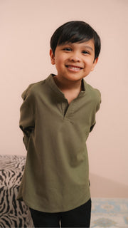 ARTHUR IN OLIVE