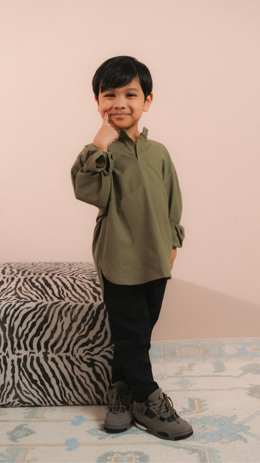 ARTHUR IN OLIVE