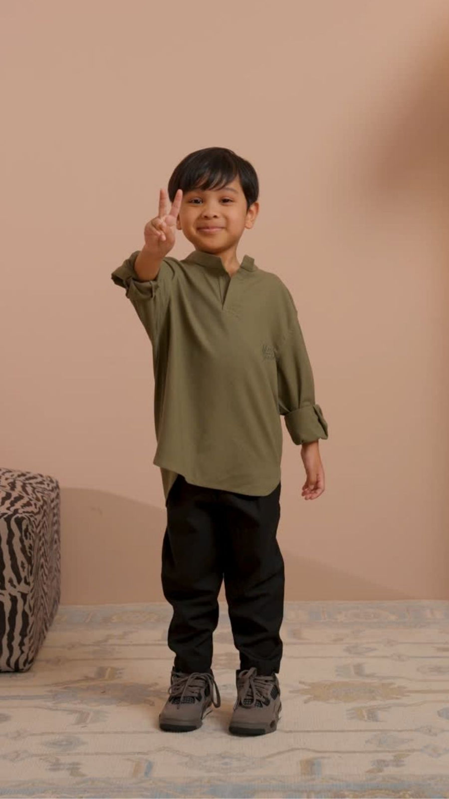 ARTHUR IN OLIVE