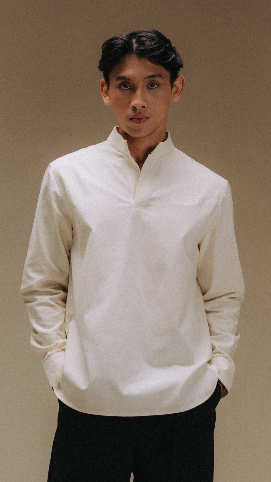 DARWIN IN IVORY WHITE