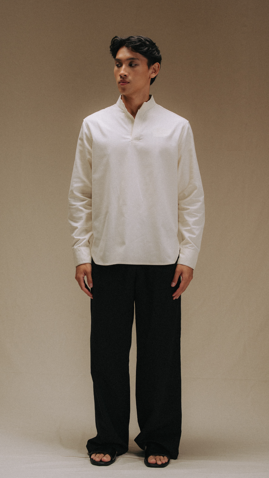 DARWIN IN IVORY WHITE