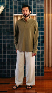 DARWIN IN OLIVE