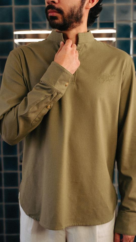 DARWIN IN OLIVE