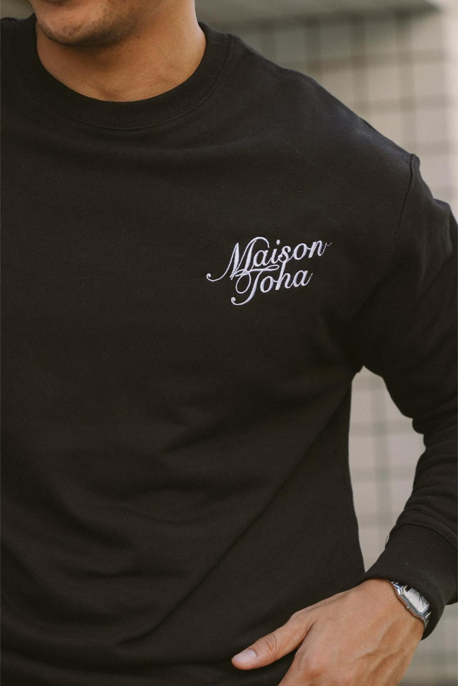 CLASSIC LOGO JUMPER IN BLACK